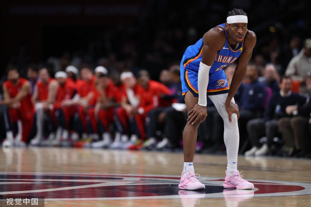 不禁让人感 不禁让人感